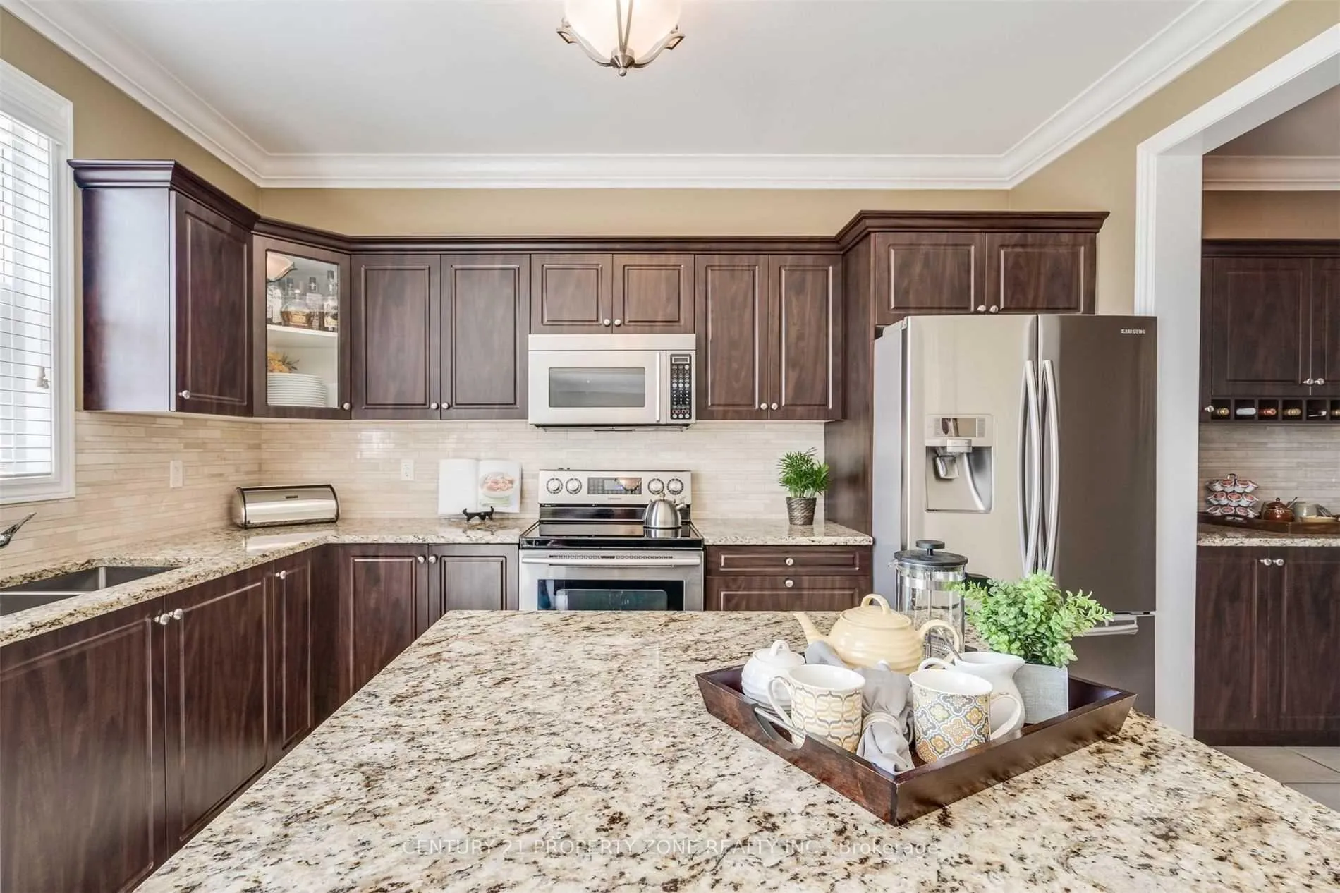 Photo 14 of 169 Magnificent Way, Hamilton, Binbrook — HOMEH