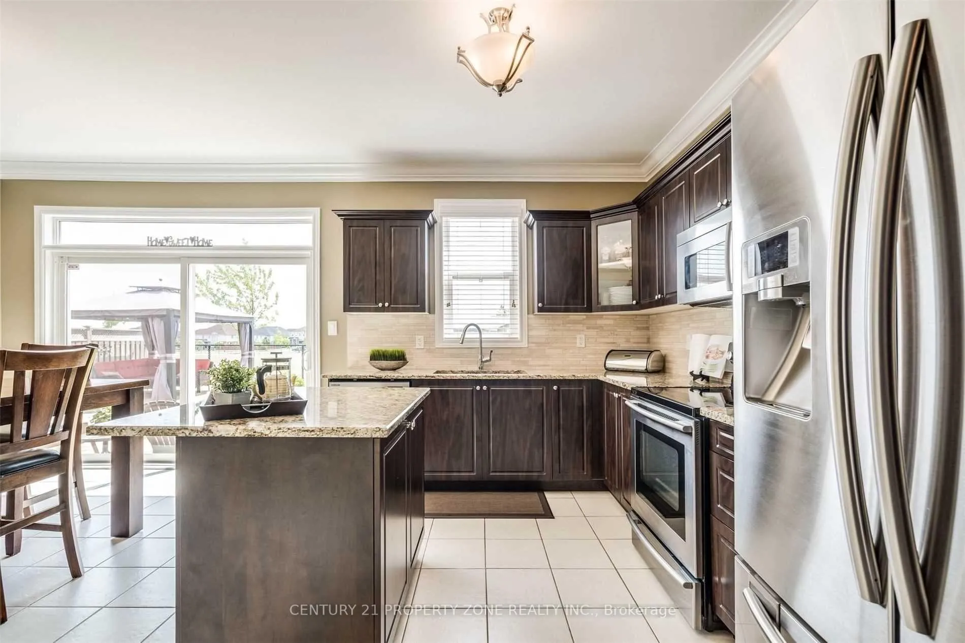 Photo 16 of 169 Magnificent Way, Hamilton, Binbrook — HOMEH