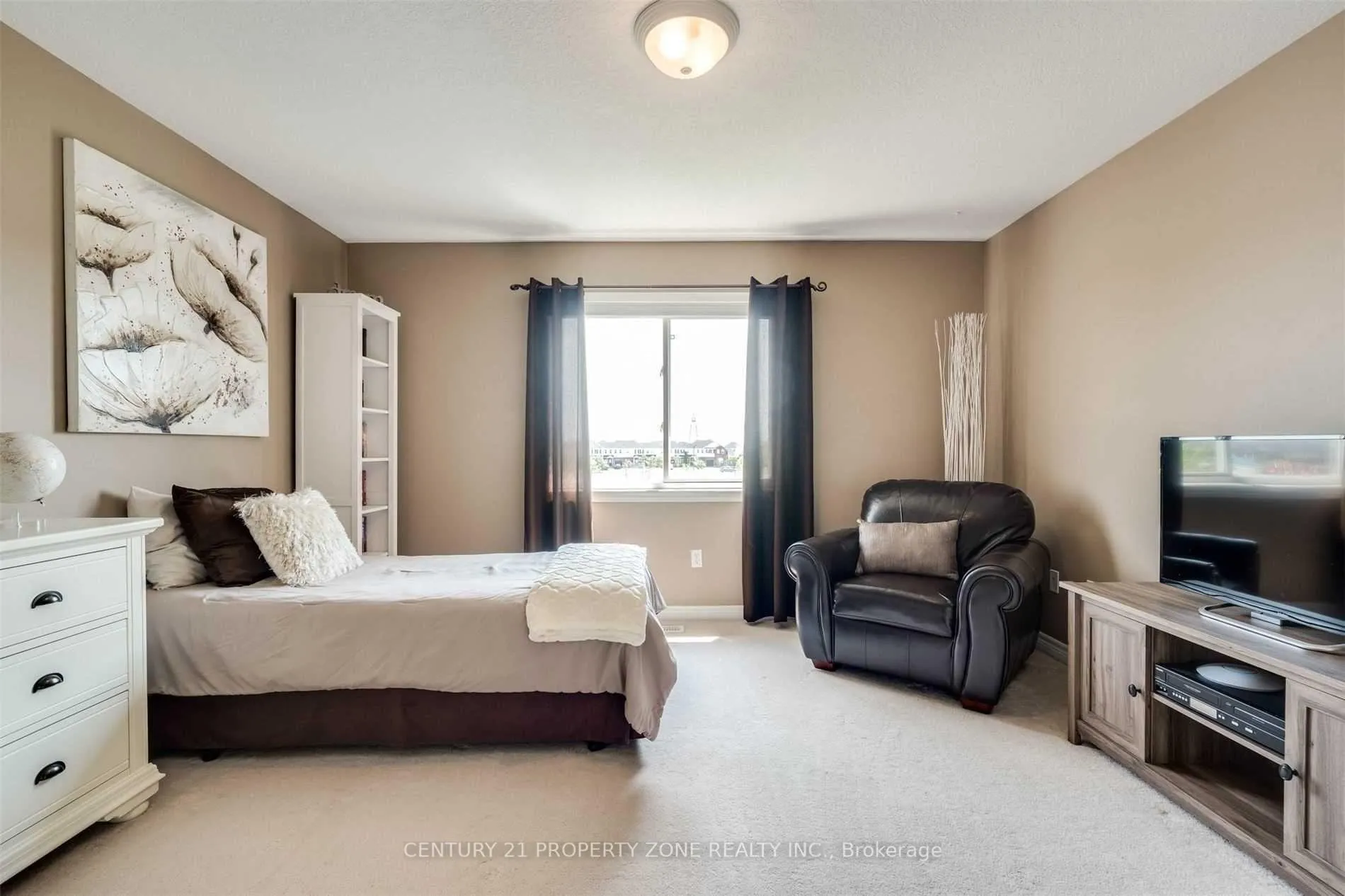 Photo 26 of 169 Magnificent Way, Hamilton, Binbrook — HOMEH