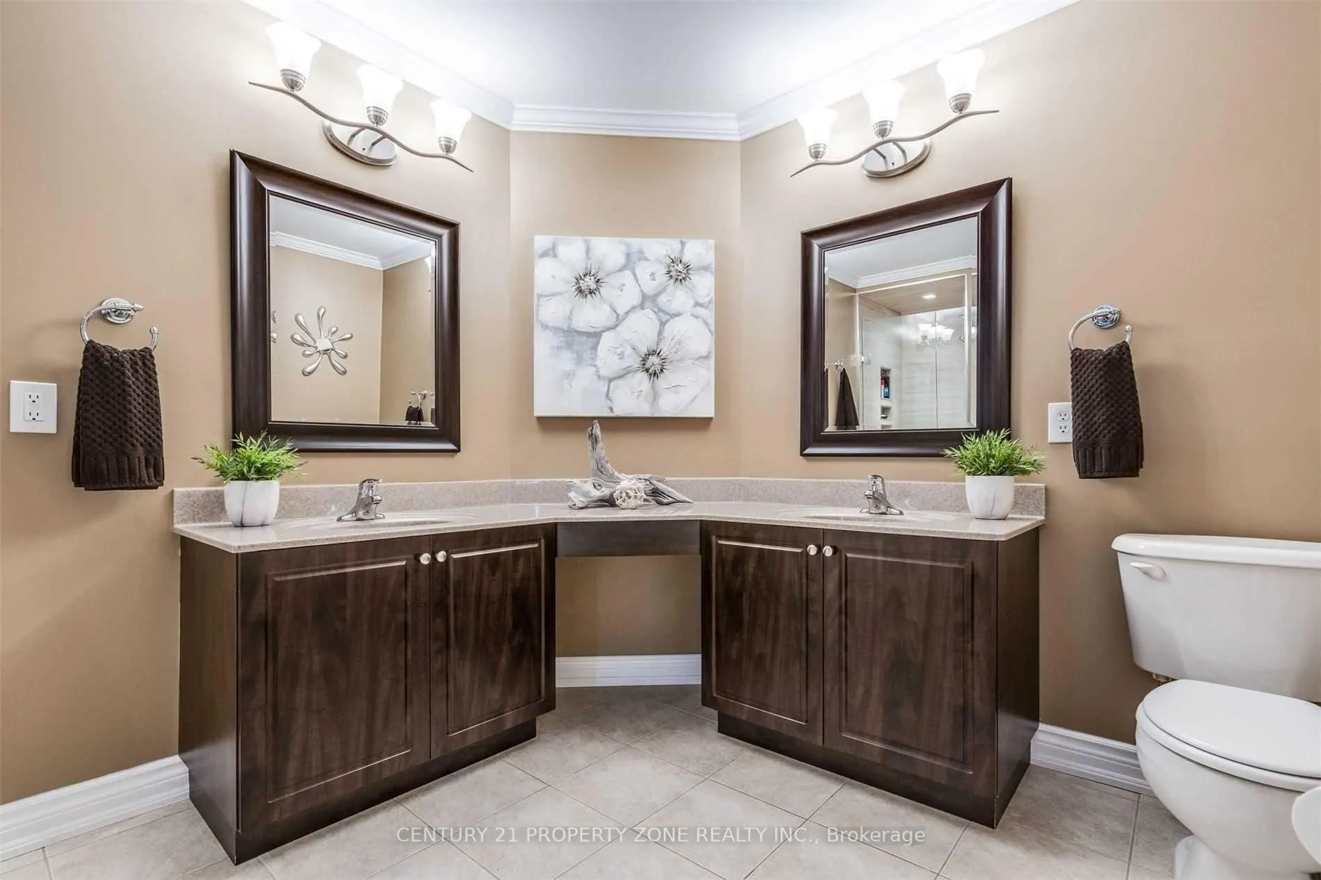 Photo 32 of 169 Magnificent Way, Hamilton, Binbrook — HOMEH