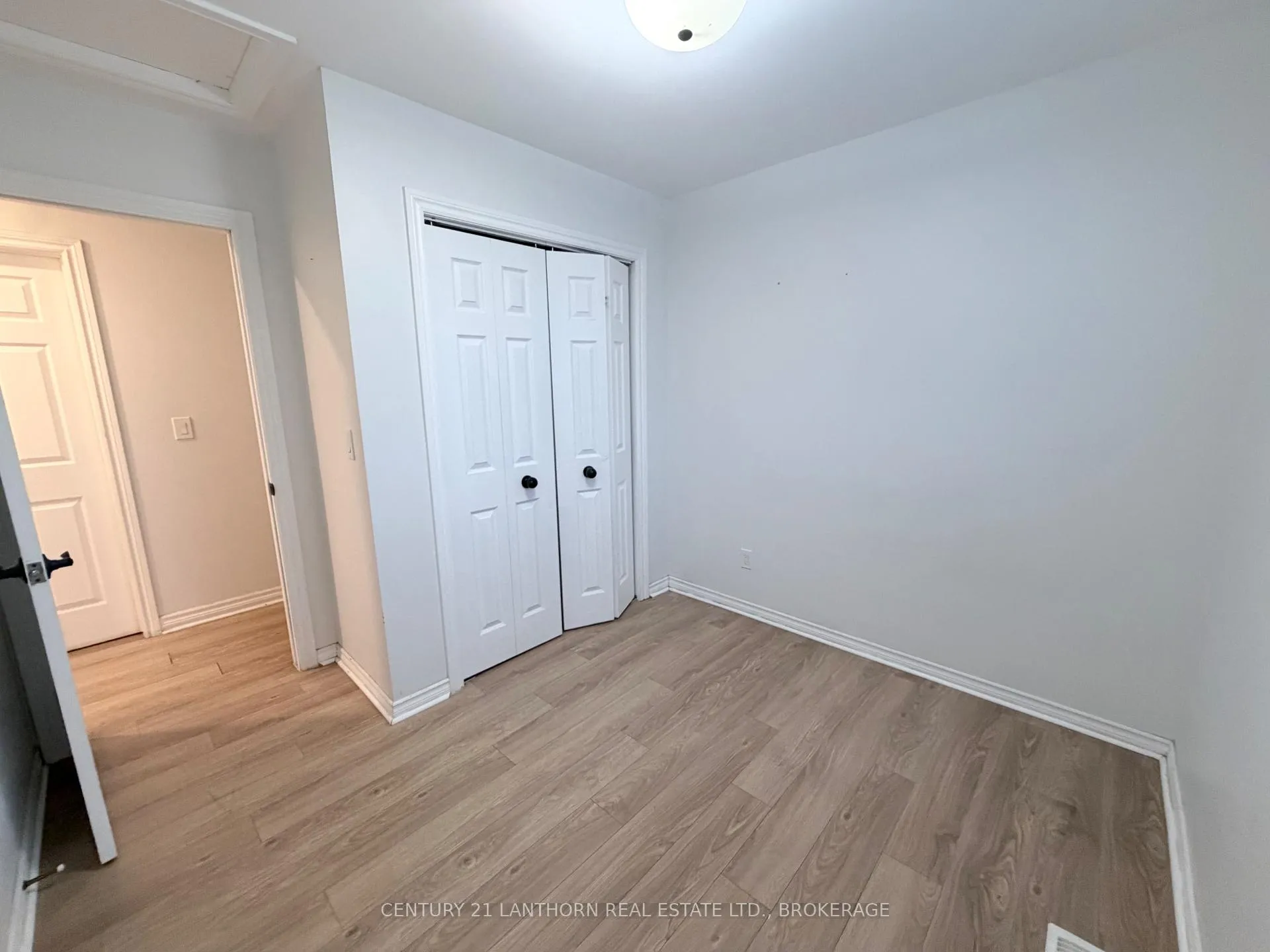 Photo 11 of 252 Cannifton Road N, Belleville, Thurlow Ward — HOMEH