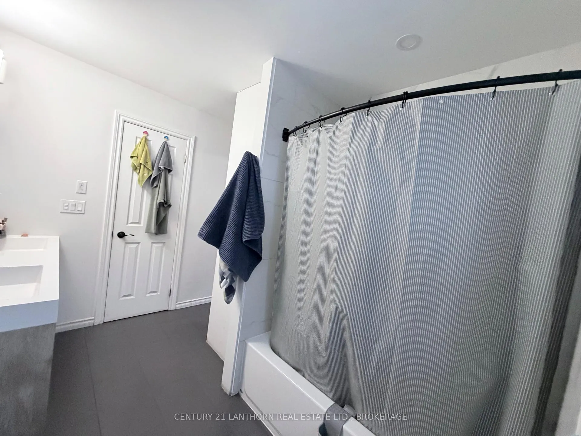 Photo 14 of 252 Cannifton Road N, Belleville, Thurlow Ward — HOMEH