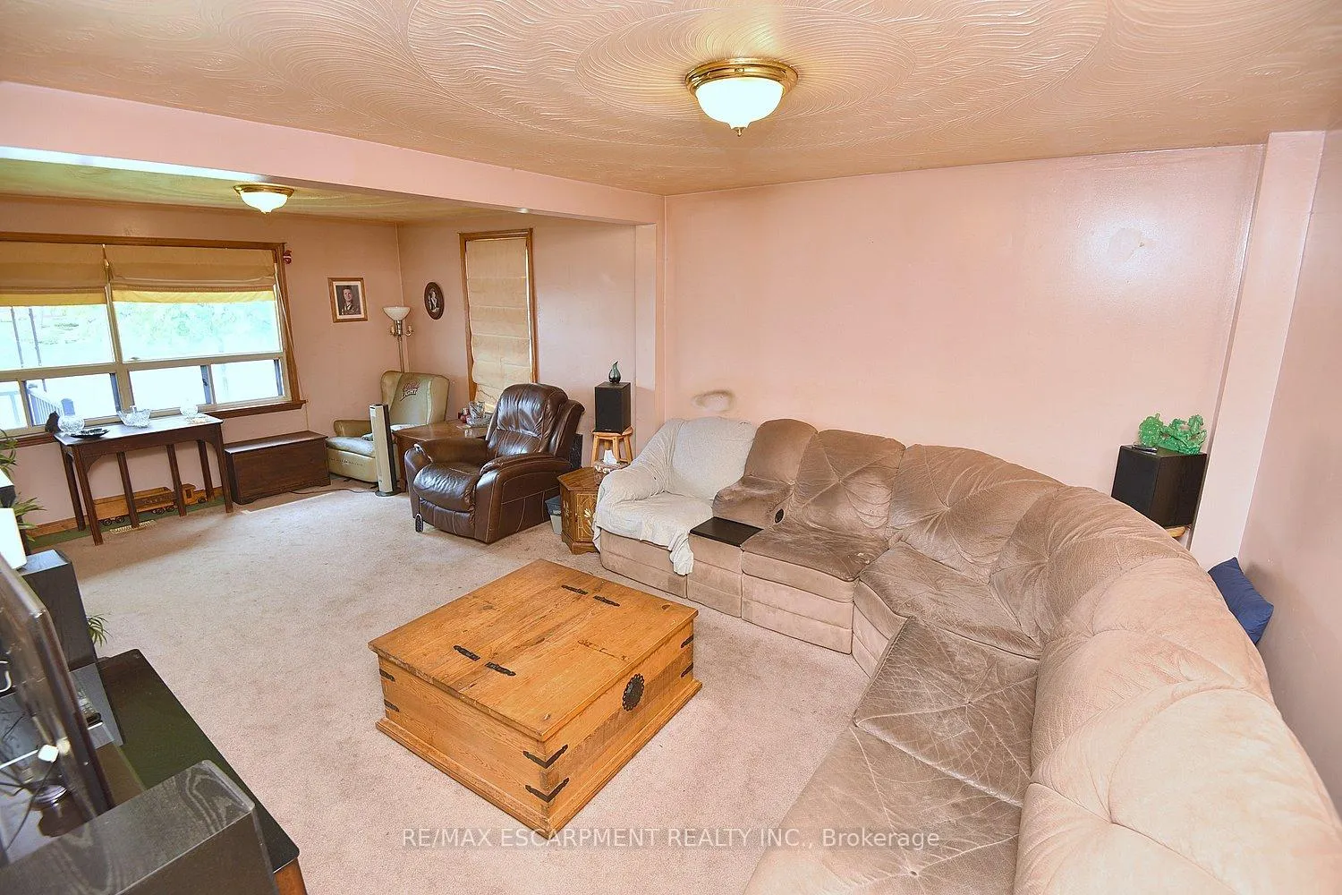 Photo 6 of 647 Limeridge Road E, Hamilton, Thorner — HOMEH
