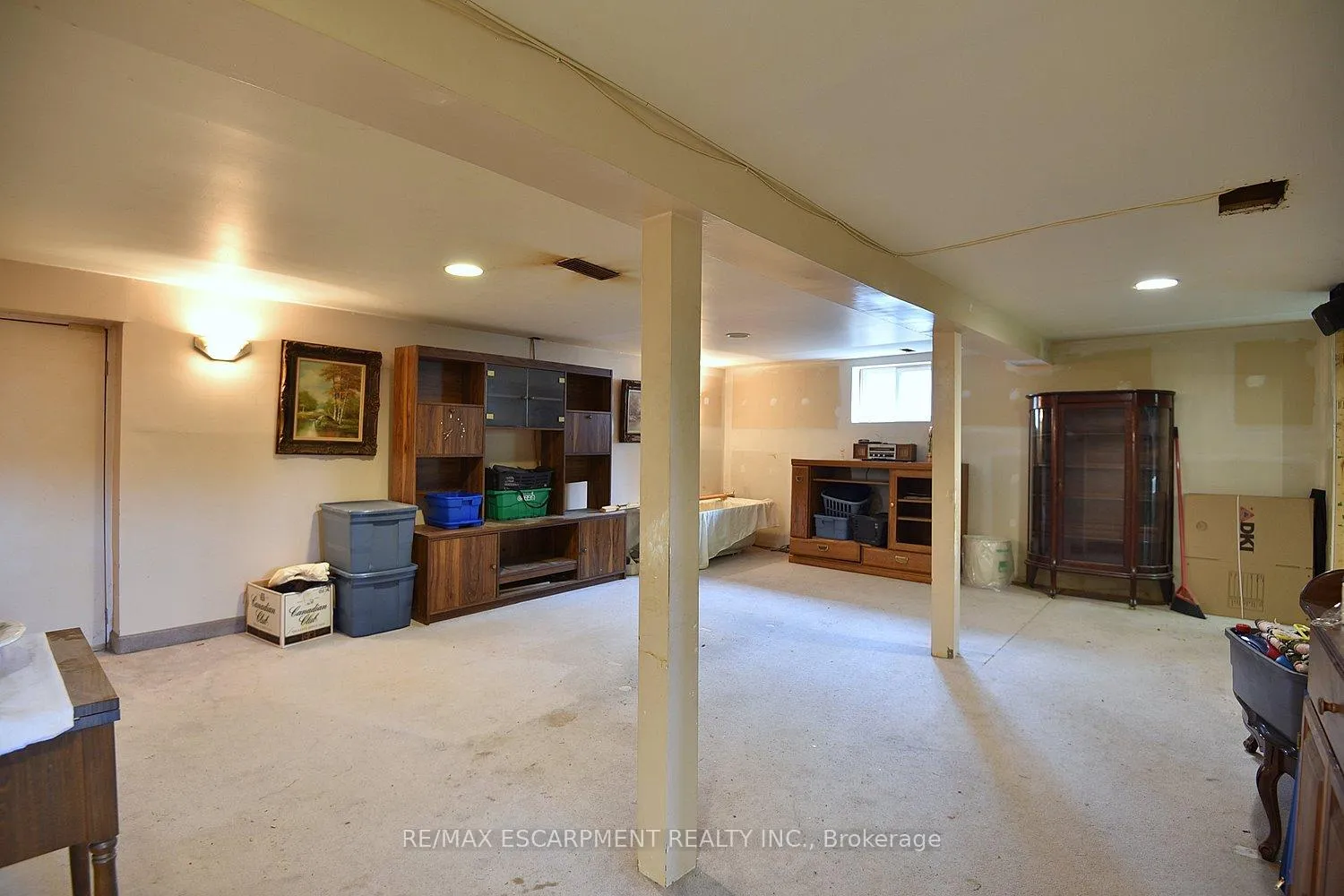 Photo 17 of 647 Limeridge Road E, Hamilton, Thorner — HOMEH