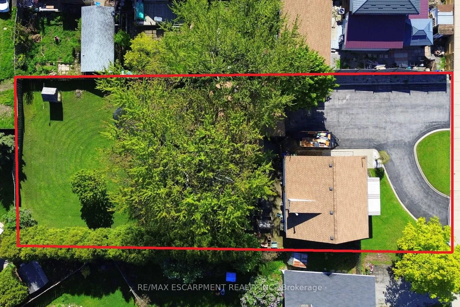 Photo 30 of 647 Limeridge Road E, Hamilton, Thorner — HOMEH
