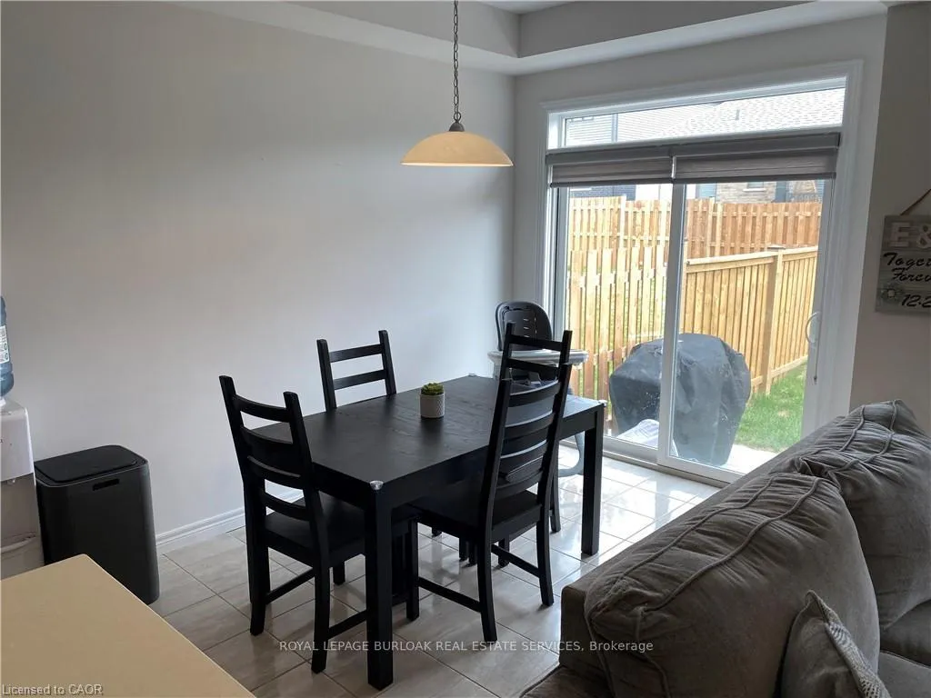 Photo 19 of 34 Baker Lane, Brant, Paris — HOMEH