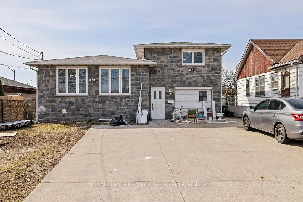 Photo 2 of Unit Upper, 354 Barton Street E, Hamilton, Stoney Creek — HOMEH