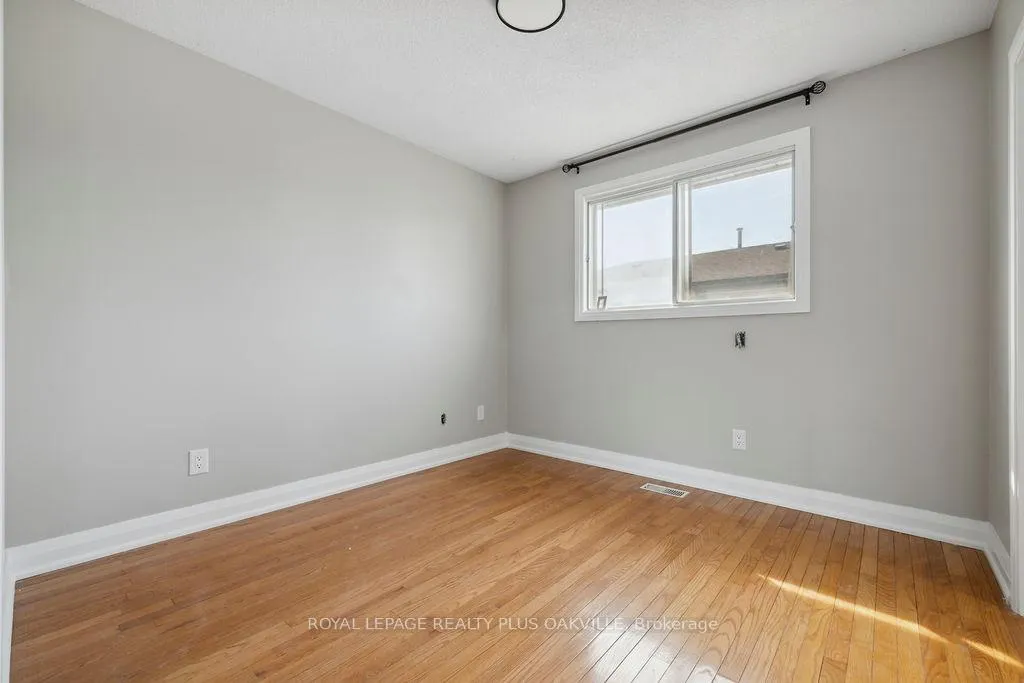 Photo 14 of Unit Upper, 354 Barton Street E, Hamilton, Stoney Creek — HOMEH