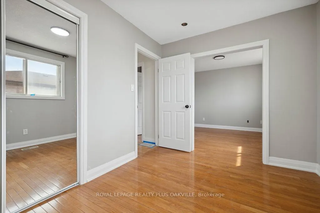 Photo 17 of Unit Upper, 354 Barton Street E, Hamilton, Stoney Creek — HOMEH