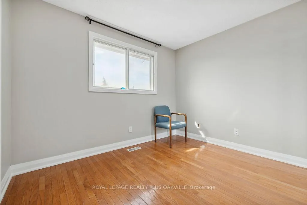 Photo 18 of Unit Upper, 354 Barton Street E, Hamilton, Stoney Creek — HOMEH
