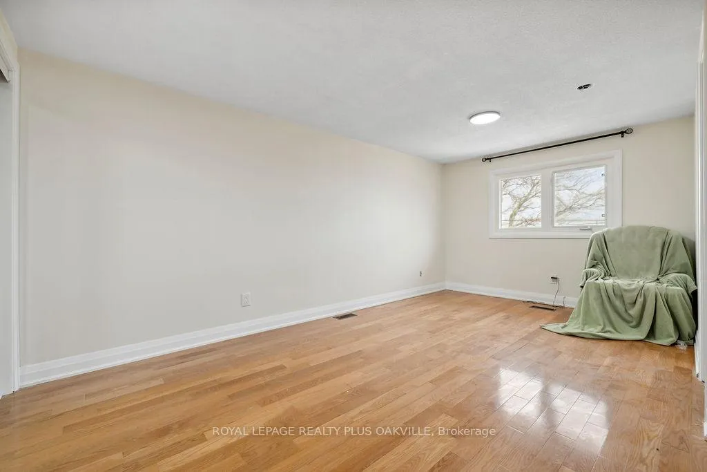 Photo 22 of Unit Upper, 354 Barton Street E, Hamilton, Stoney Creek — HOMEH