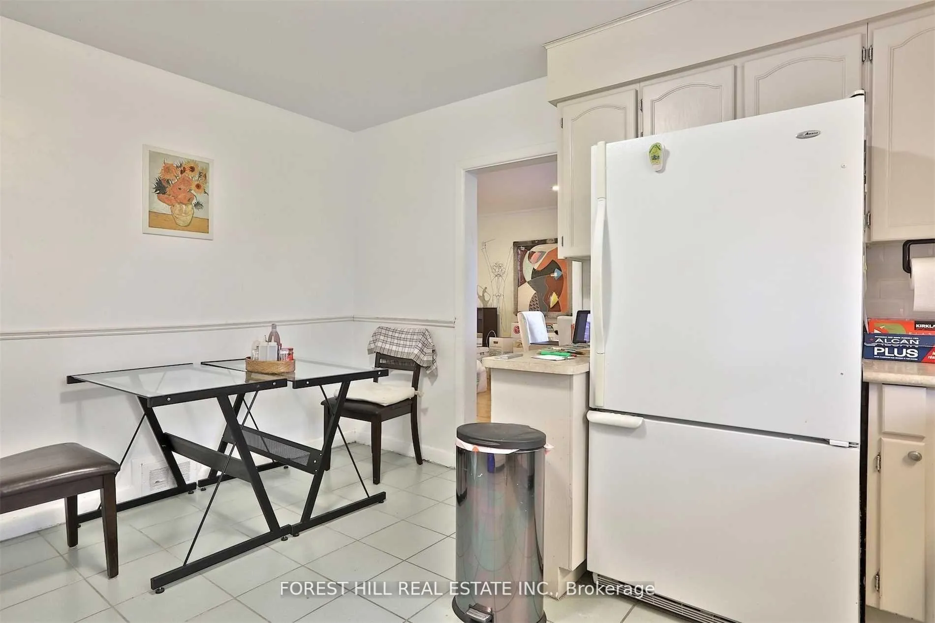 Photo 10 of 29 Stormont Avenue, Toronto, Bedford Park-Nortown — HOMEH