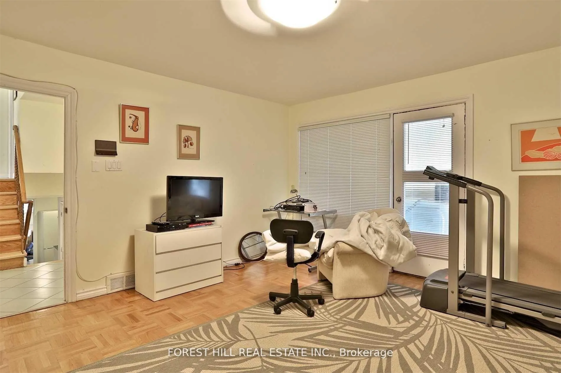 Photo 12 of 29 Stormont Avenue, Toronto, Bedford Park-Nortown — HOMEH
