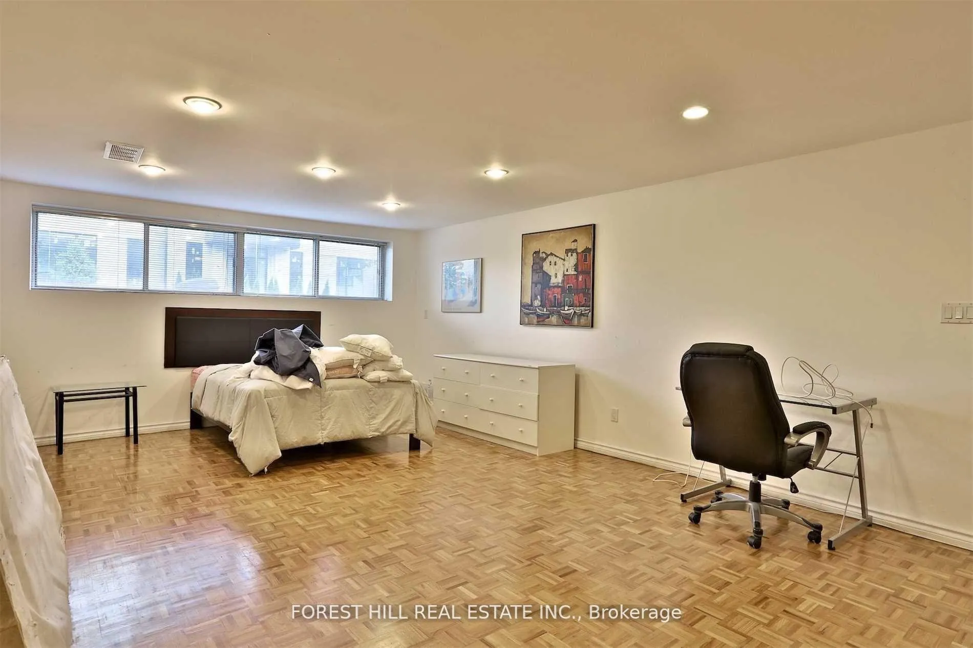 Photo 14 of 29 Stormont Avenue, Toronto, Bedford Park-Nortown — HOMEH
