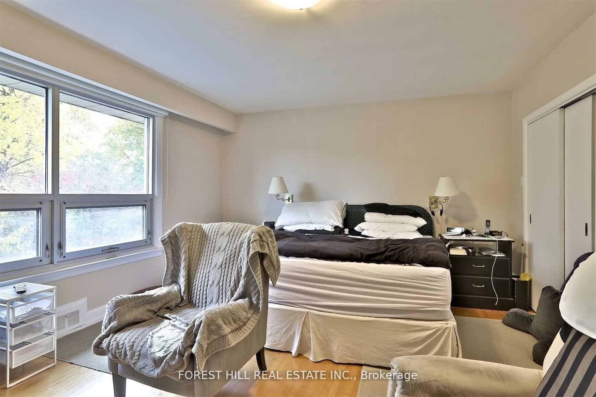Photo 17 of 29 Stormont Avenue, Toronto, Bedford Park-Nortown — HOMEH