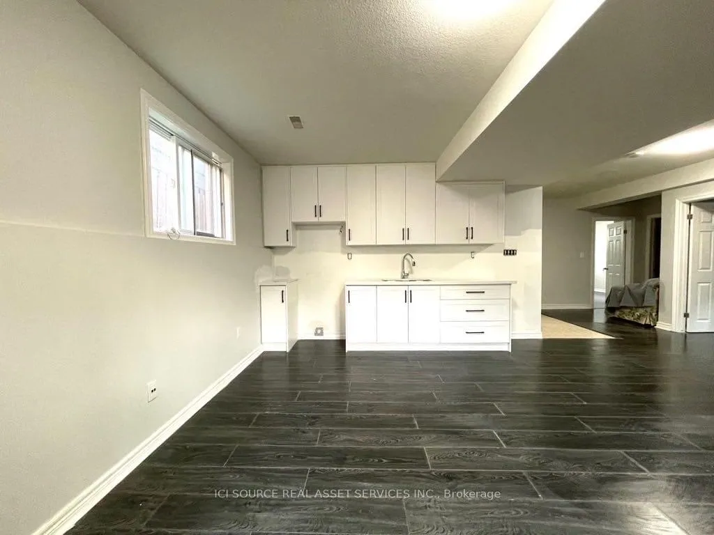 Photo 1 of Unit 1, 7153 Kelly Drive, Niagara Falls, Forestview — HOMEH