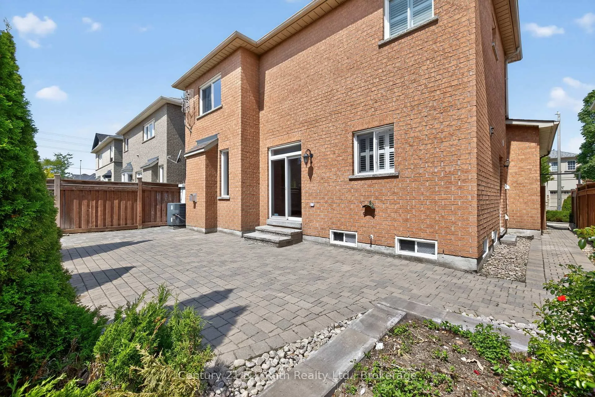 Photo 19 of 94 Destino Crescent, Vaughan, Vellore Village — HOMEH