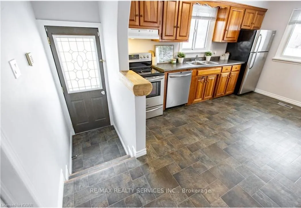 Photo 2 of 205 Glen Road, Kitchener — HOMEH