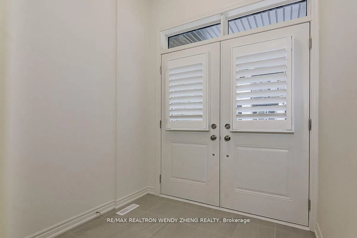 Photo 5 of 17 Coppini Lane, Ajax, South East — HOMEH