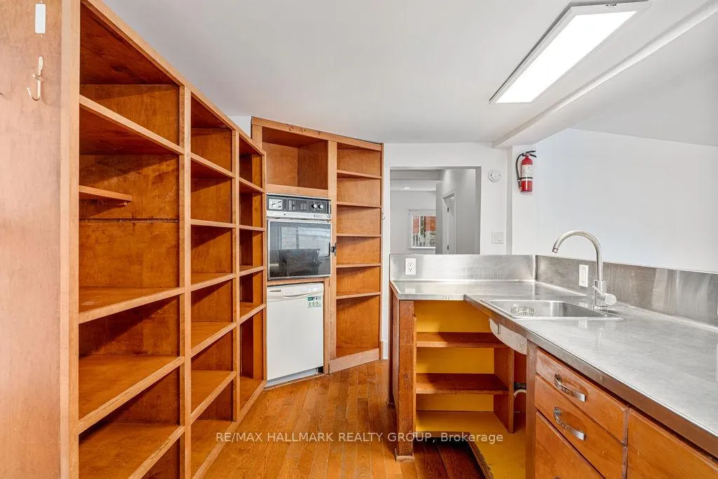 Photo 16 of 23 O'Meara Street, Ottawa, Hintonburg — HOMEH