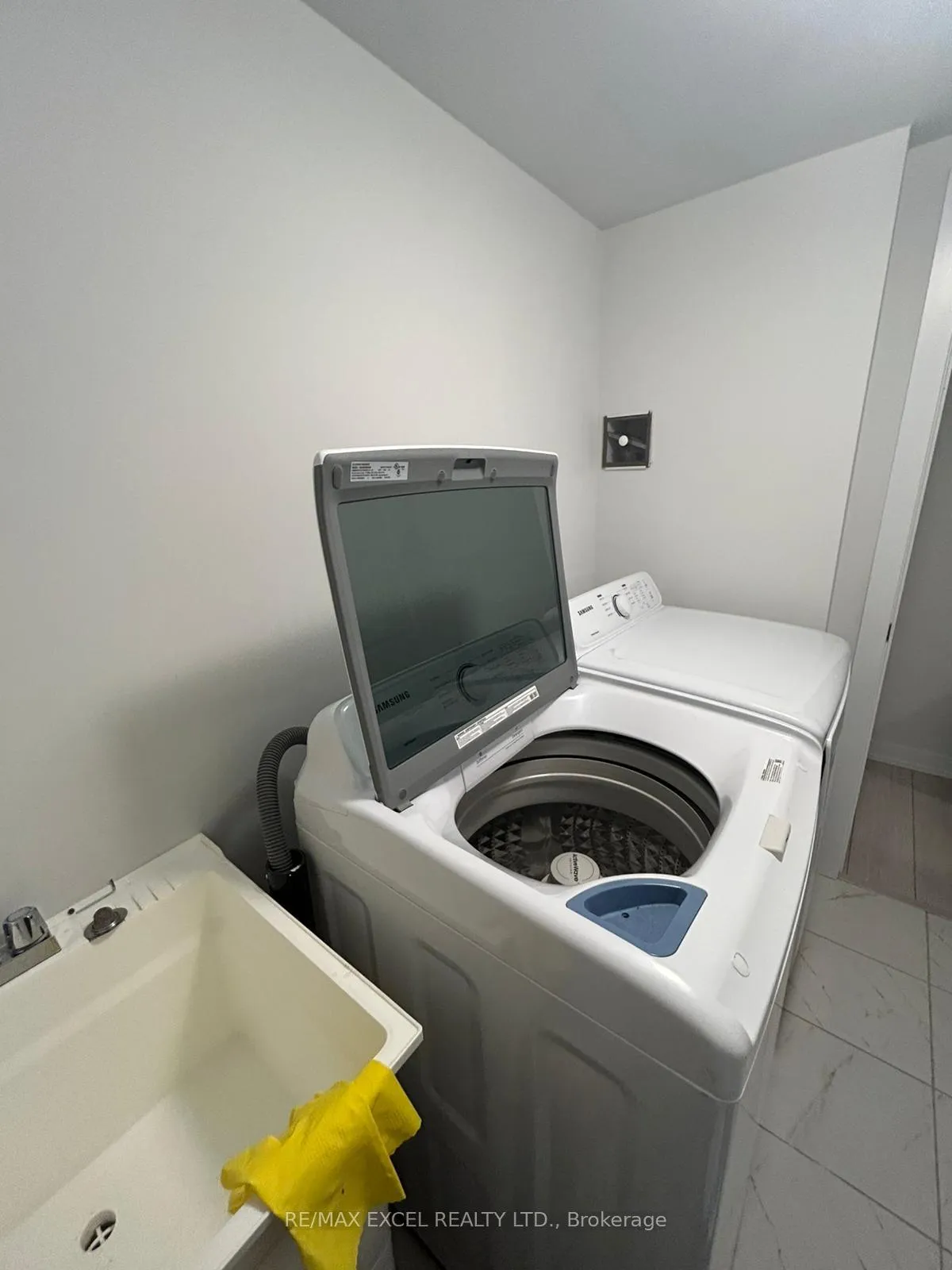 Photo 9 of Unit Lower, 101 Cornell Rouge Boulevard, Markham, Cornell — HOMEH