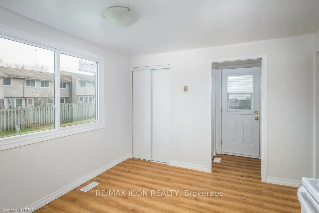 Photo 10 of 55 Crehan Crescent, Stratford — HOMEH