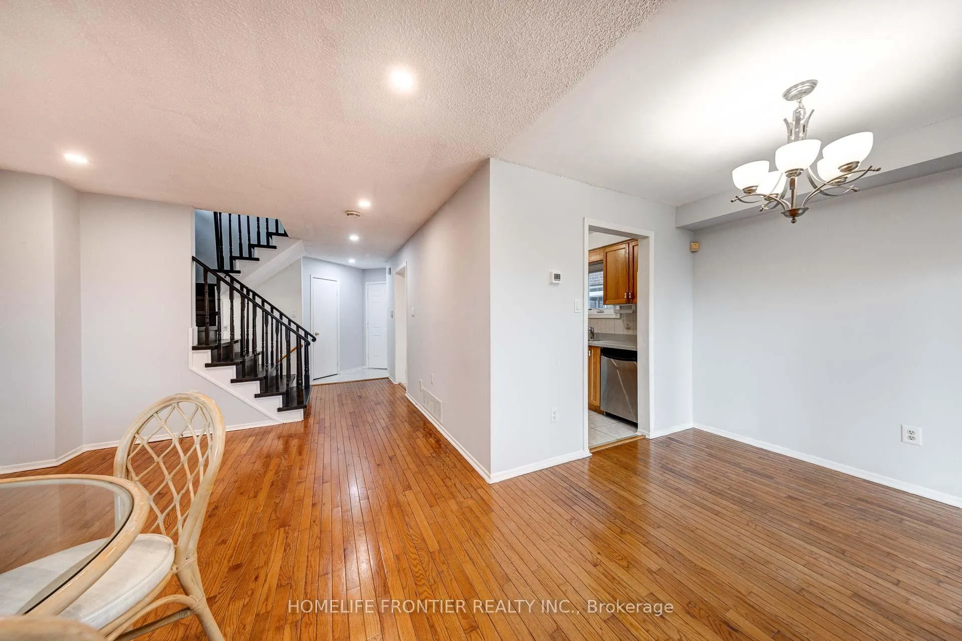 Photo 17 of 17 Miley Drive, Markham, Markville — HOMEH