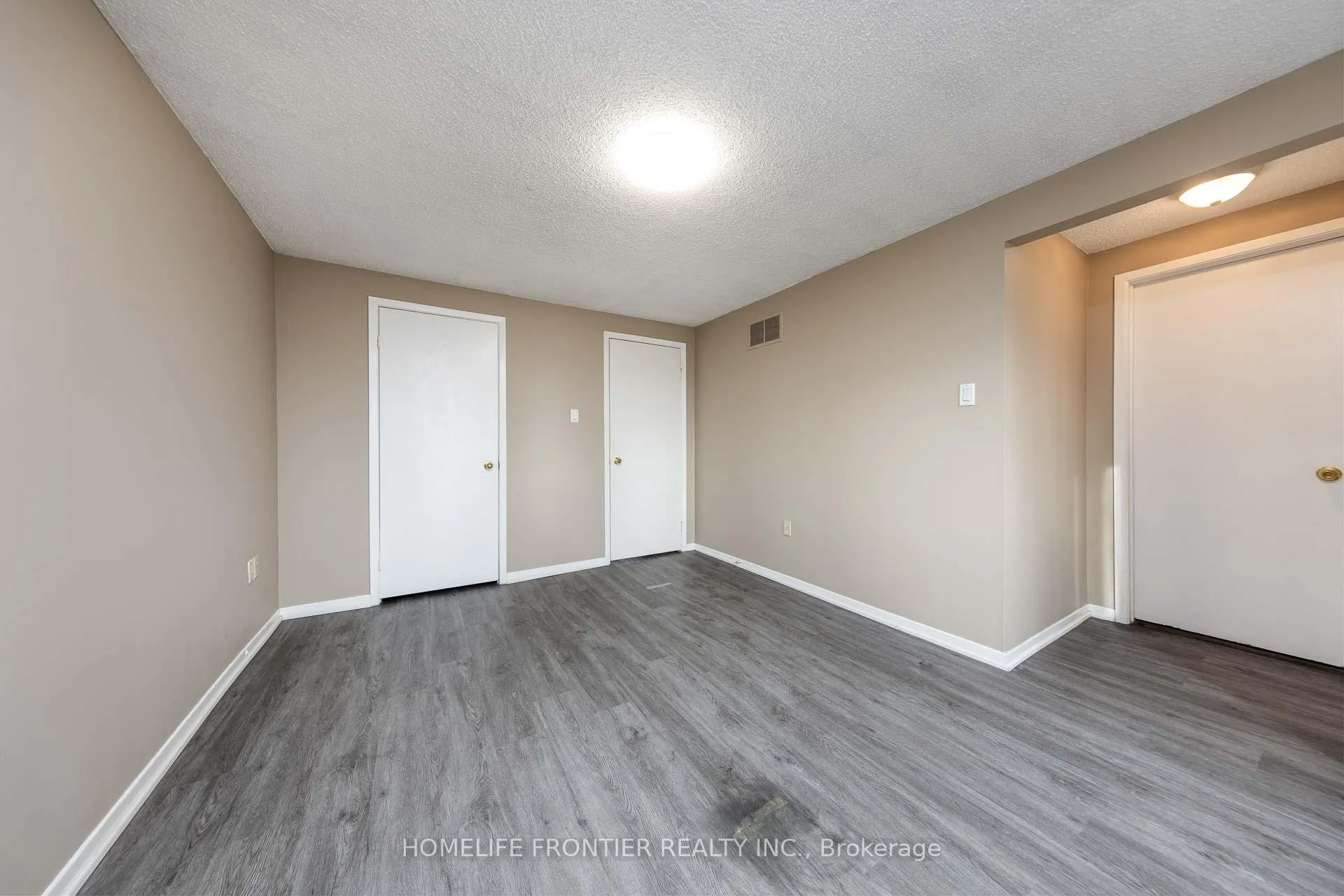 Photo 30 of 17 Miley Drive, Markham, Markville — HOMEH
