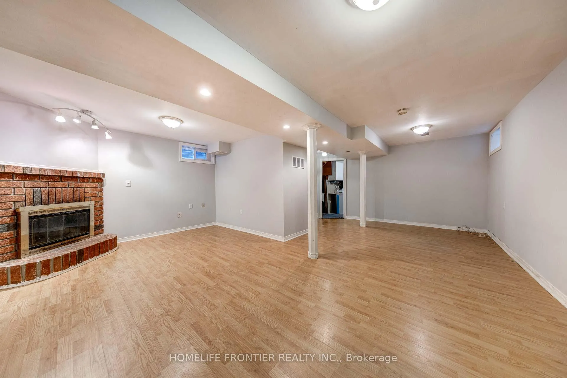 Photo 35 of 17 Miley Drive, Markham, Markville — HOMEH