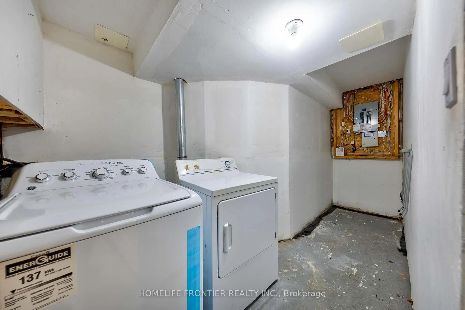 Photo 36 of 17 Miley Drive, Markham, Markville — HOMEH