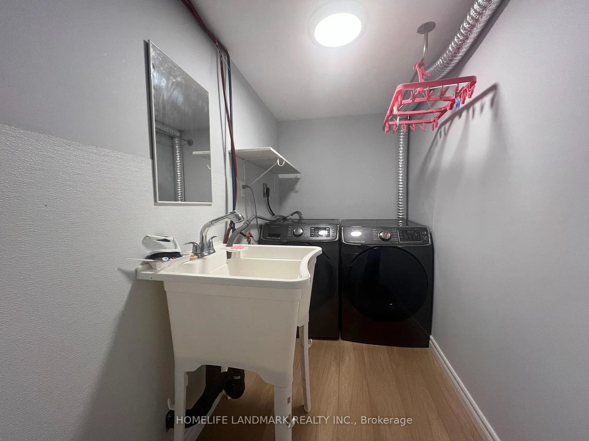 Photo 6 of Unit Basement, 11 Quantum Street, Markham, Middlefield — HOMEH