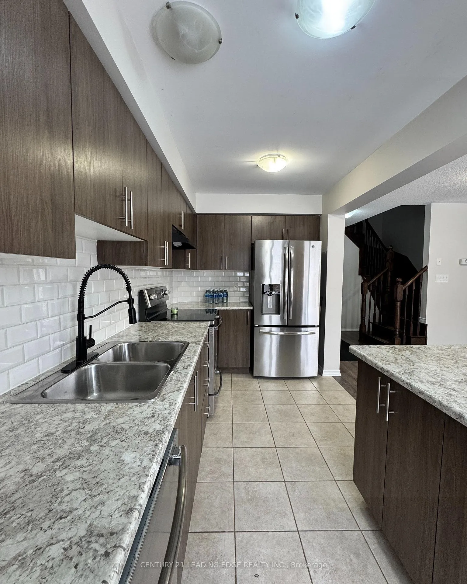 Photo 9 of 21 Robinson Street, Barrie, Allandale — HOMEH