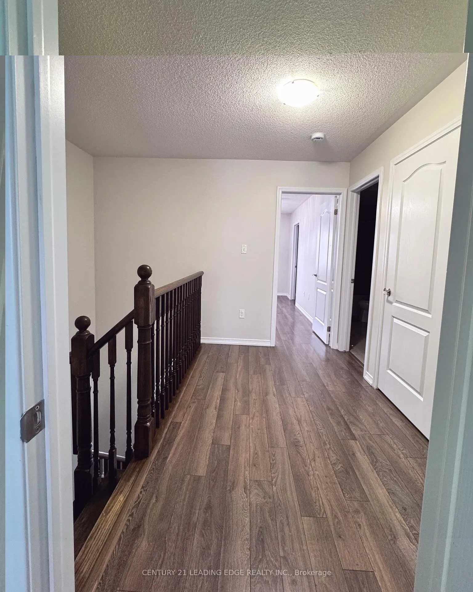 Photo 11 of 21 Robinson Street, Barrie, Allandale — HOMEH