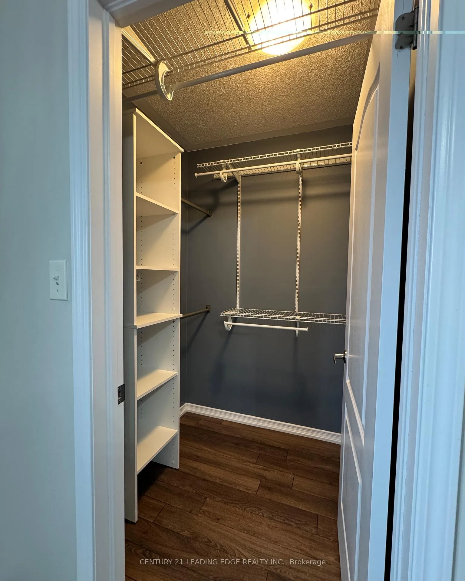 Photo 13 of 21 Robinson Street, Barrie, Allandale — HOMEH