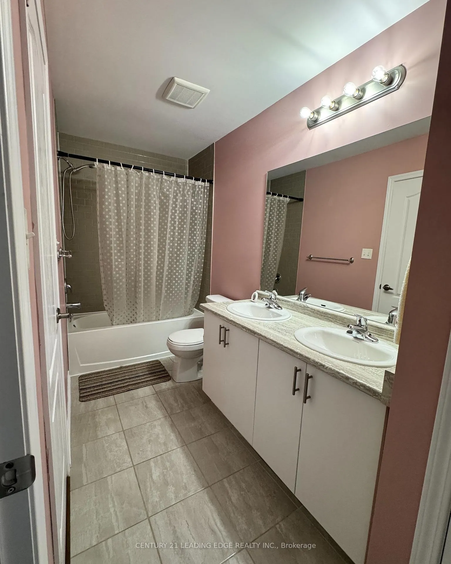 Photo 14 of 21 Robinson Street, Barrie, Allandale — HOMEH