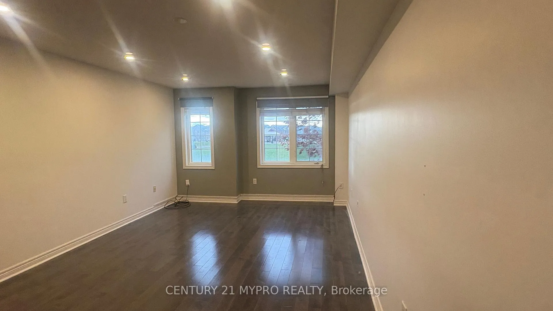 Photo 4 of 2606 Bur Oak Avenue, Markham, Cornell — HOMEH