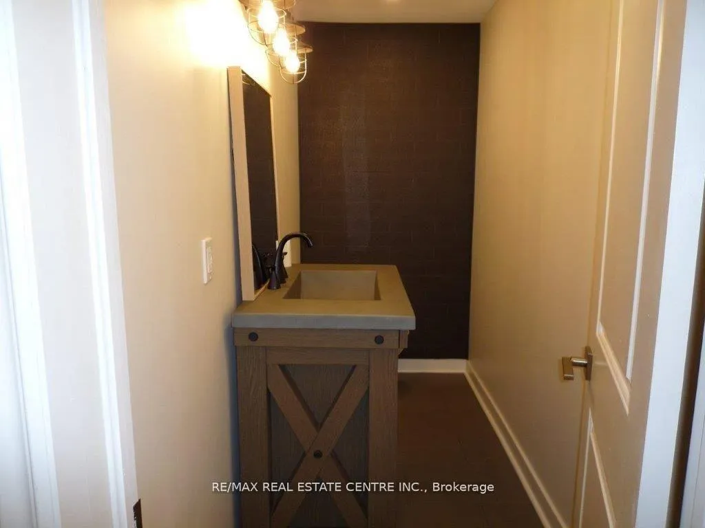 Photo 21 of 8607 Jennifer Crescent, Niagara Falls, Forestview — HOMEH