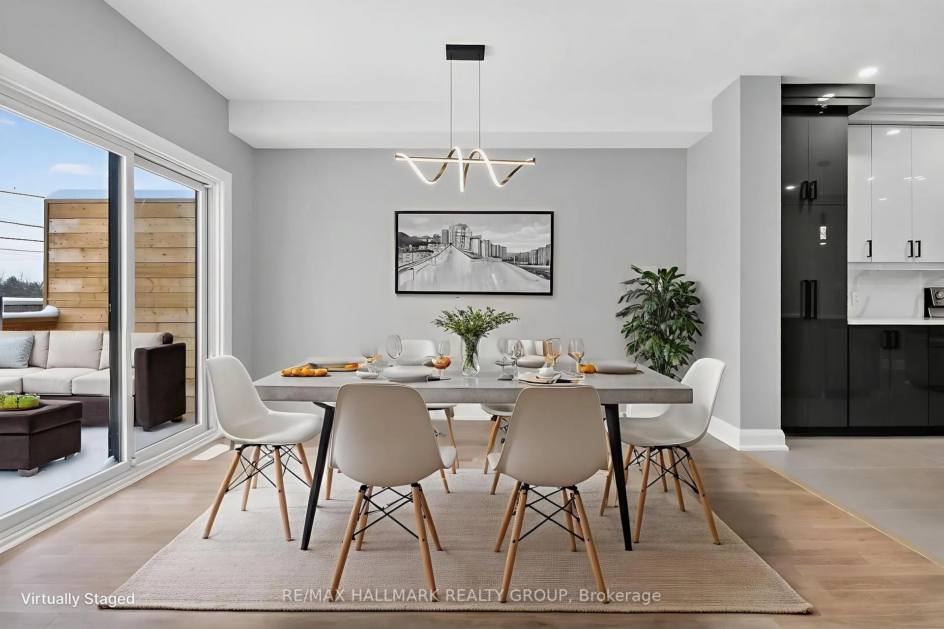 Photo 15 of 76 Burnett's Grove Circle, Ottawa, Barrhaven - Pheasant Run — HOMEH