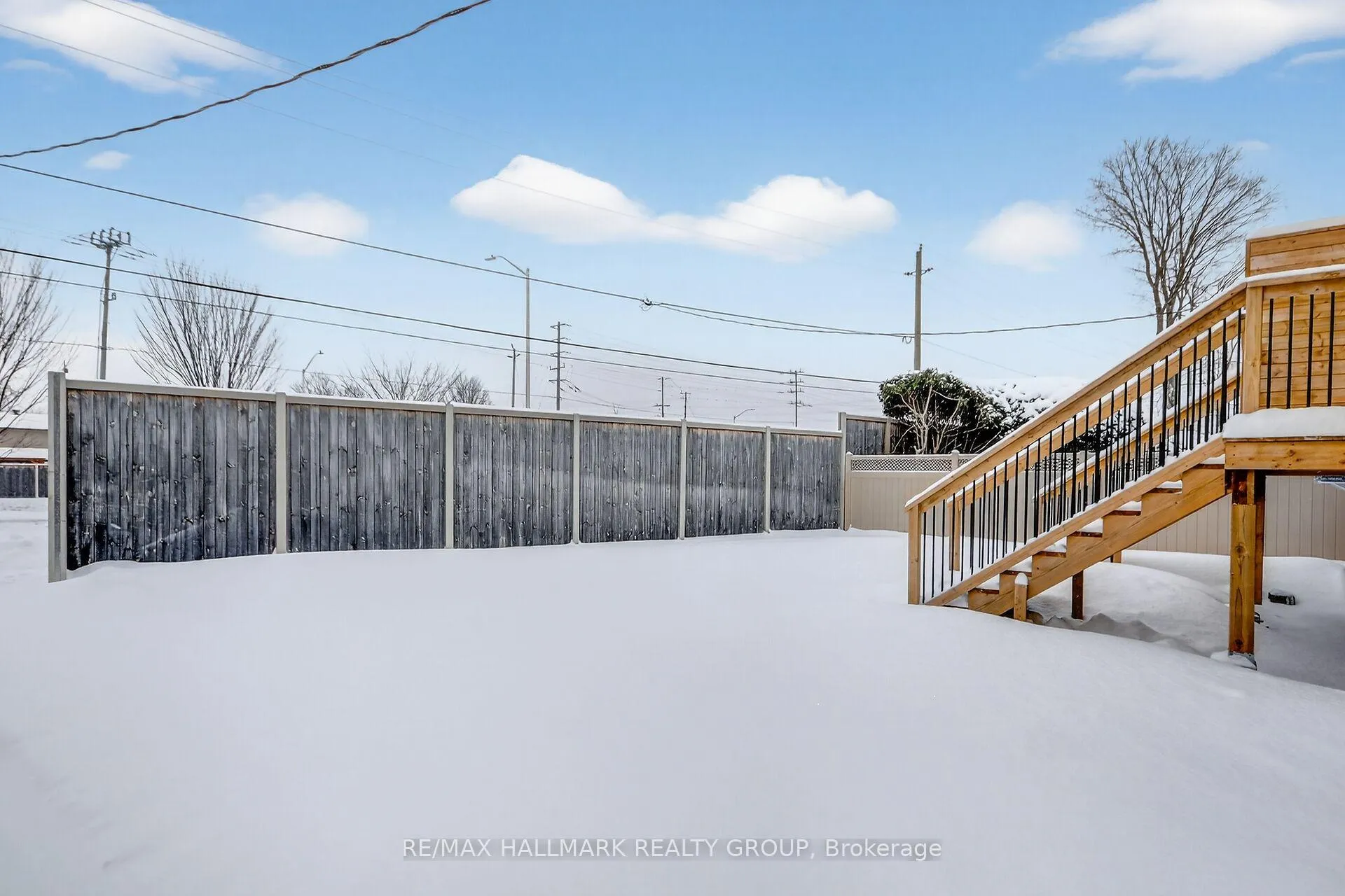 Photo 45 of 76 Burnett's Grove Circle, Ottawa, Barrhaven - Pheasant Run — HOMEH
