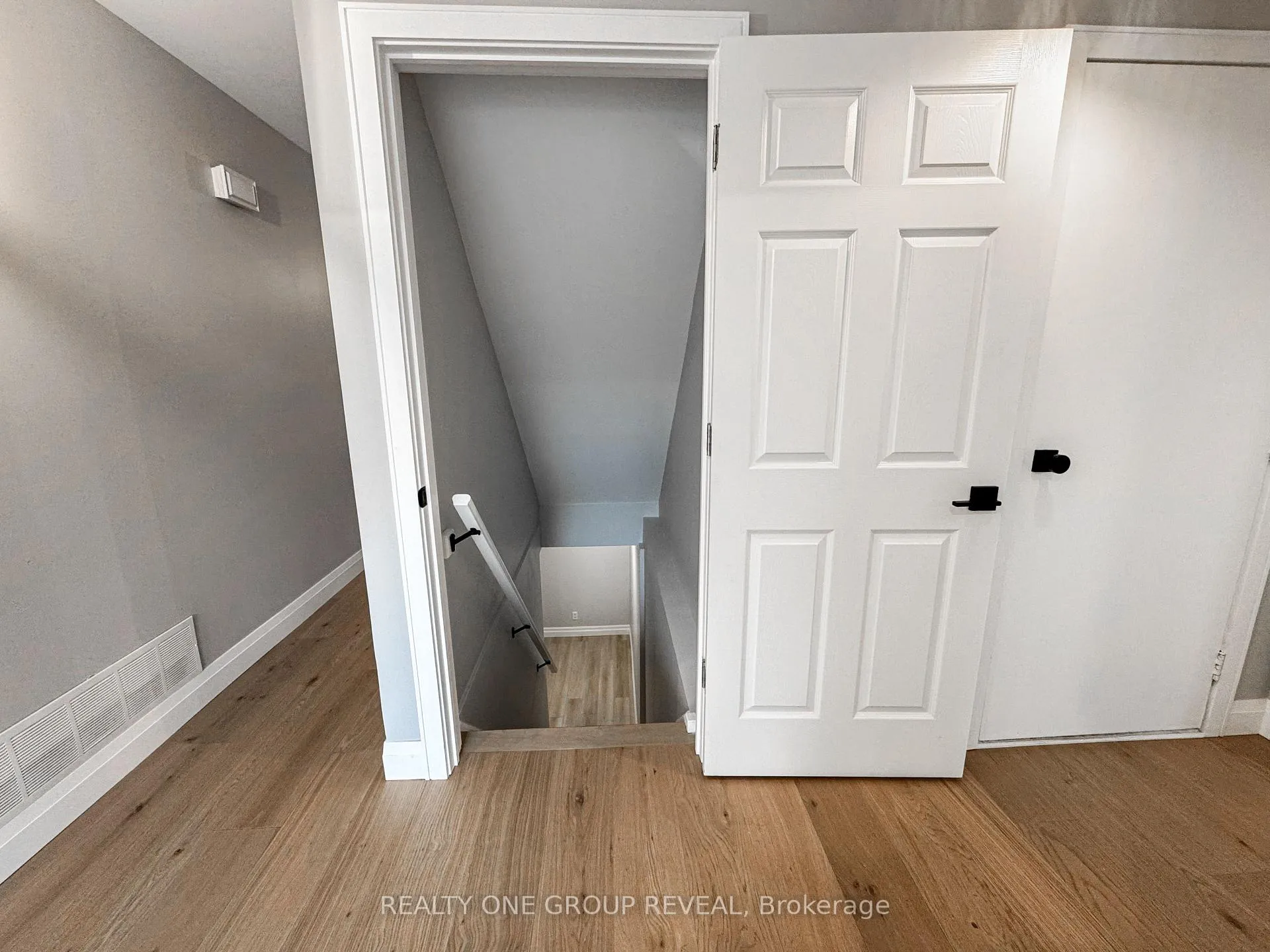 Photo 21 of 14 Calais Street, Whitby, Lynde Creek — HOMEH