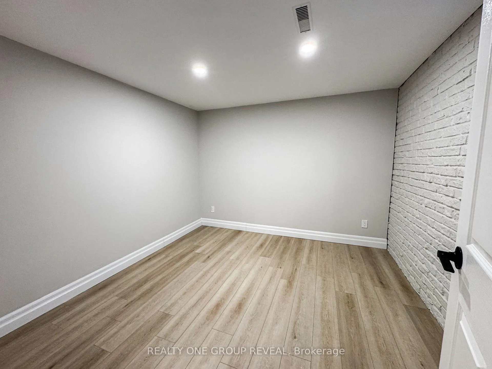 Photo 25 of 14 Calais Street, Whitby, Lynde Creek — HOMEH