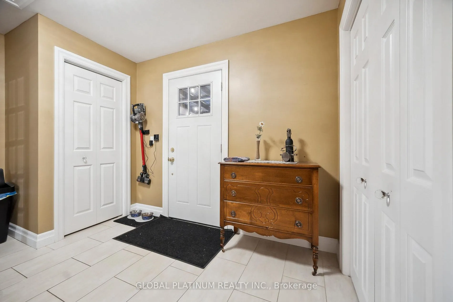 Photo 18 of 700 Murray Street, Chatham-Kent, Wallaceburg — HOMEH