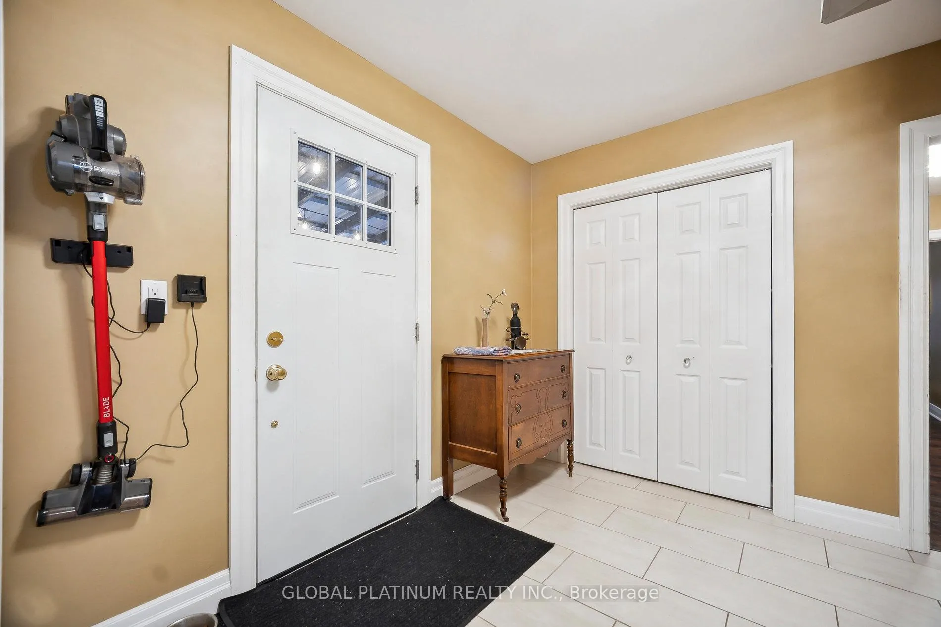 Photo 19 of 700 Murray Street, Chatham-Kent, Wallaceburg — HOMEH