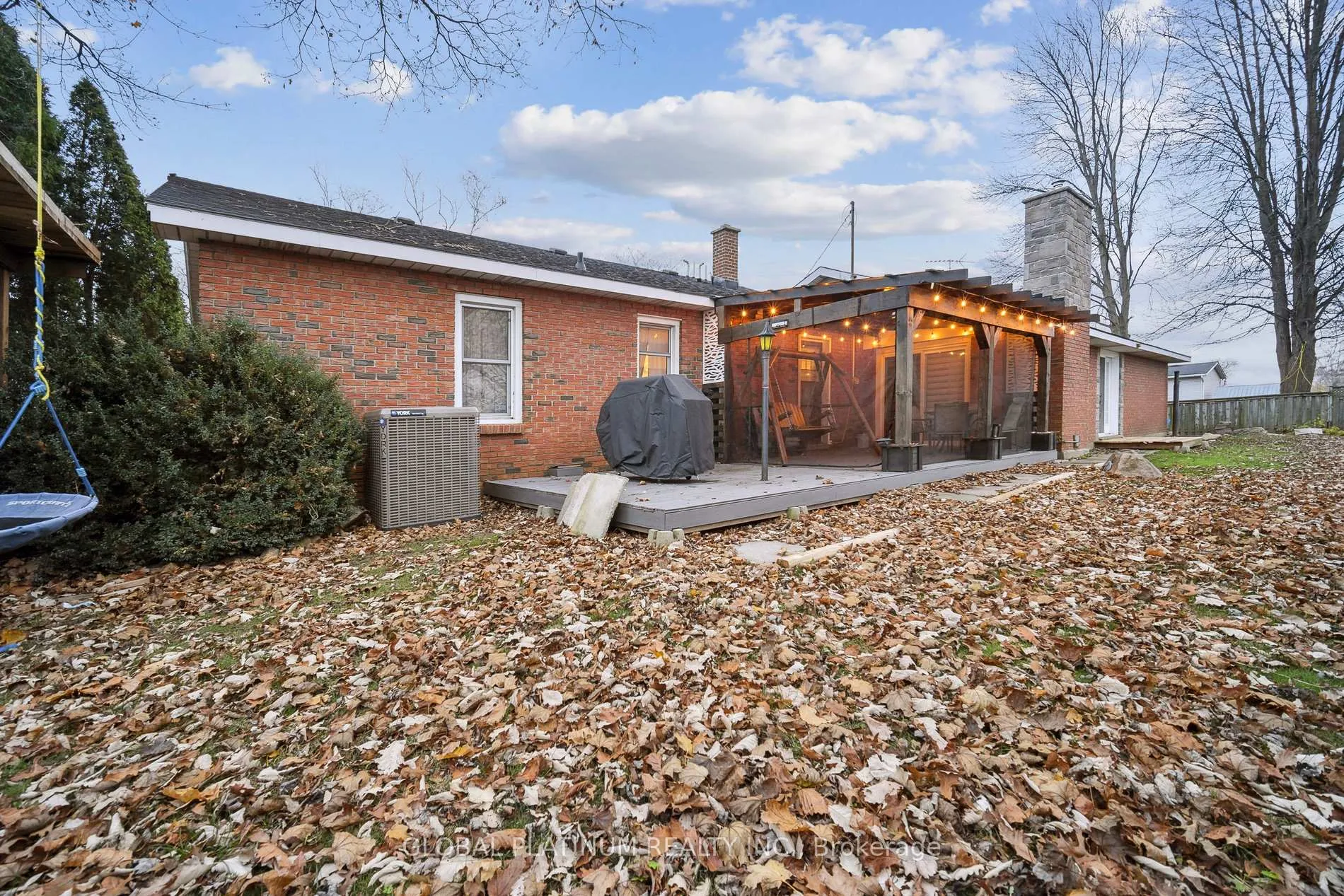 Photo 40 of 700 Murray Street, Chatham-Kent, Wallaceburg — HOMEH