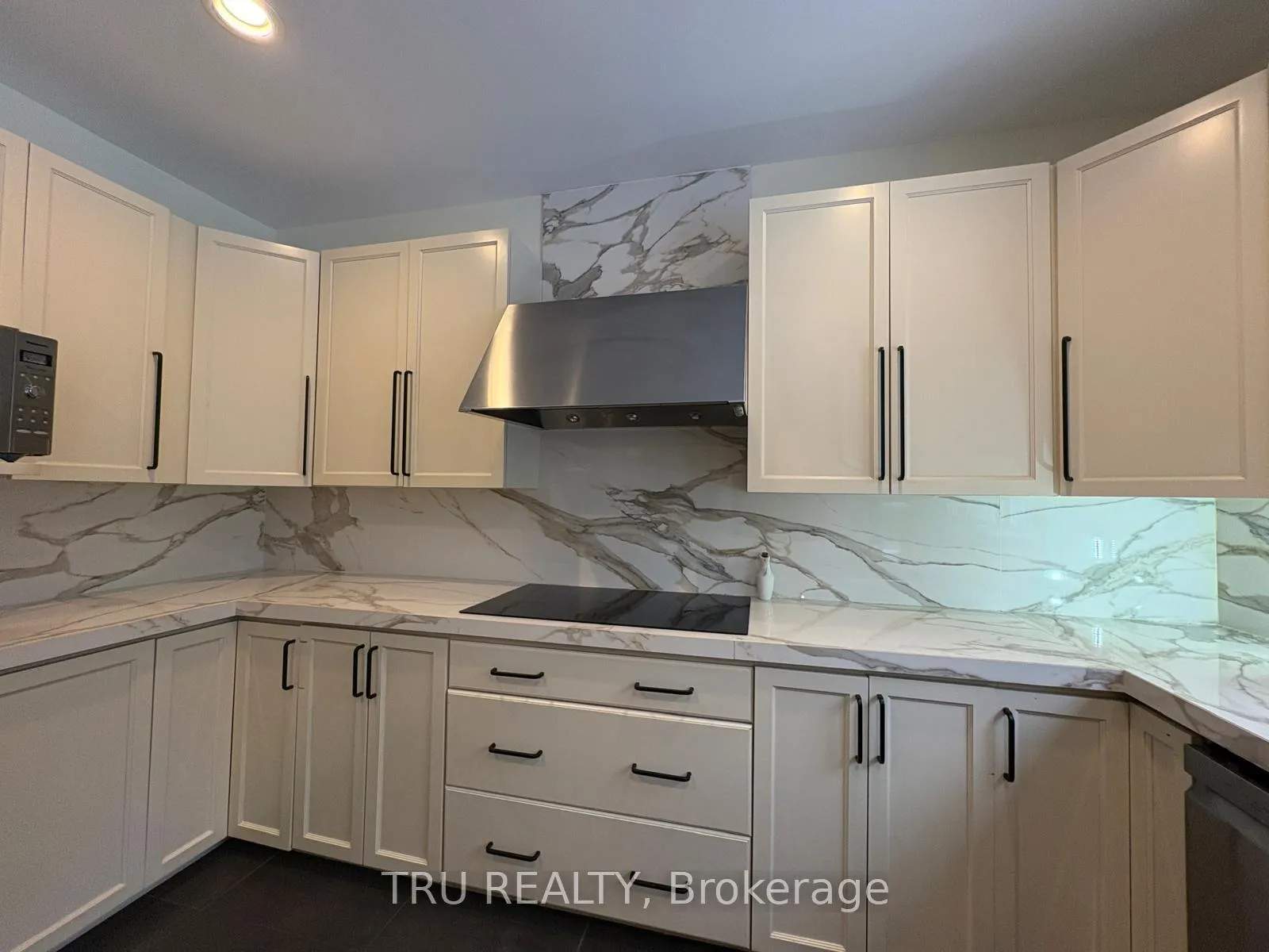 Photo 23 of 59 Maple Stand Way, Ottawa, Barrhaven East — HOMEH