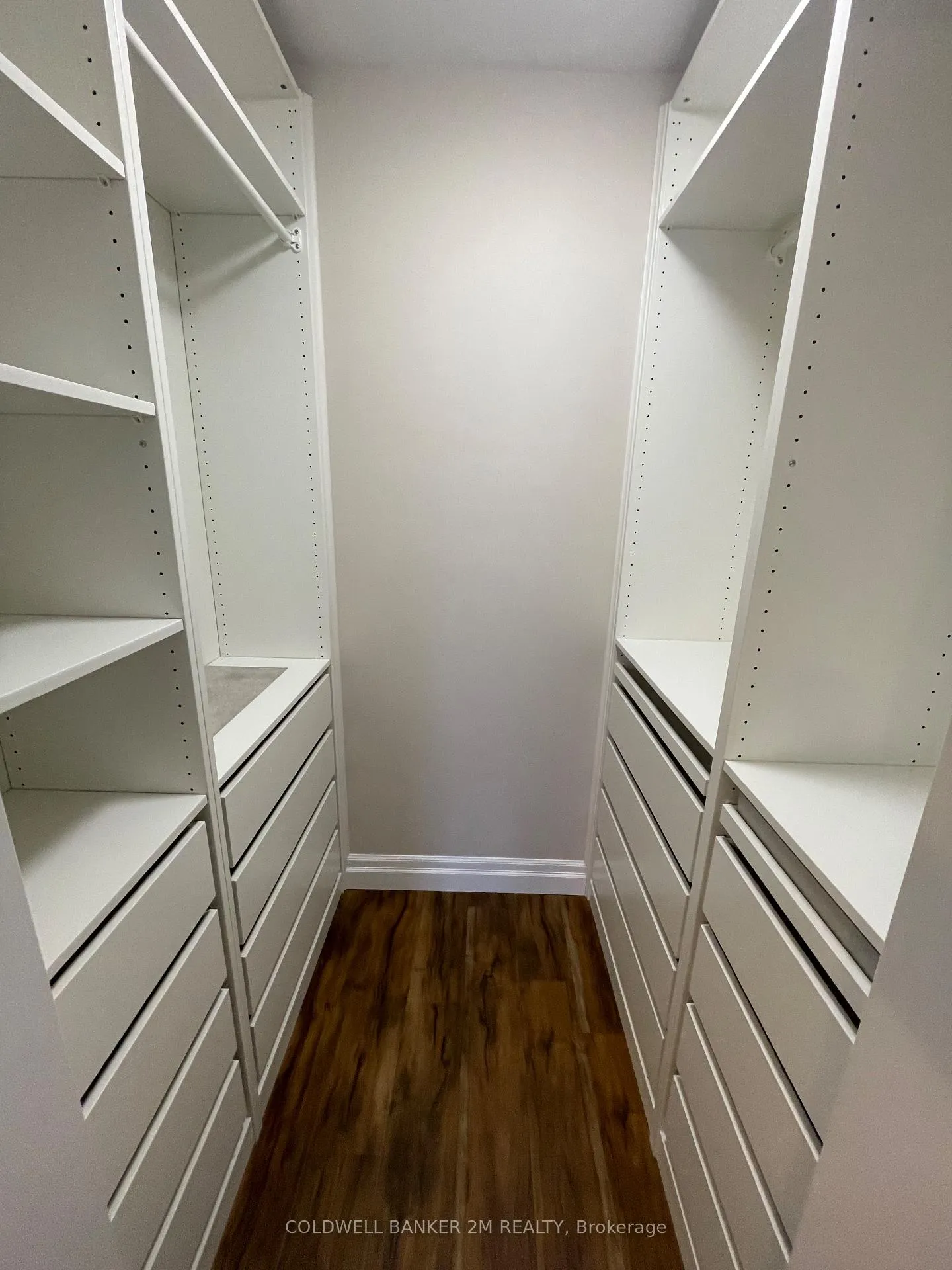 Photo 12 of 850 Sanok Drive, Pickering, West Shore — HOMEH