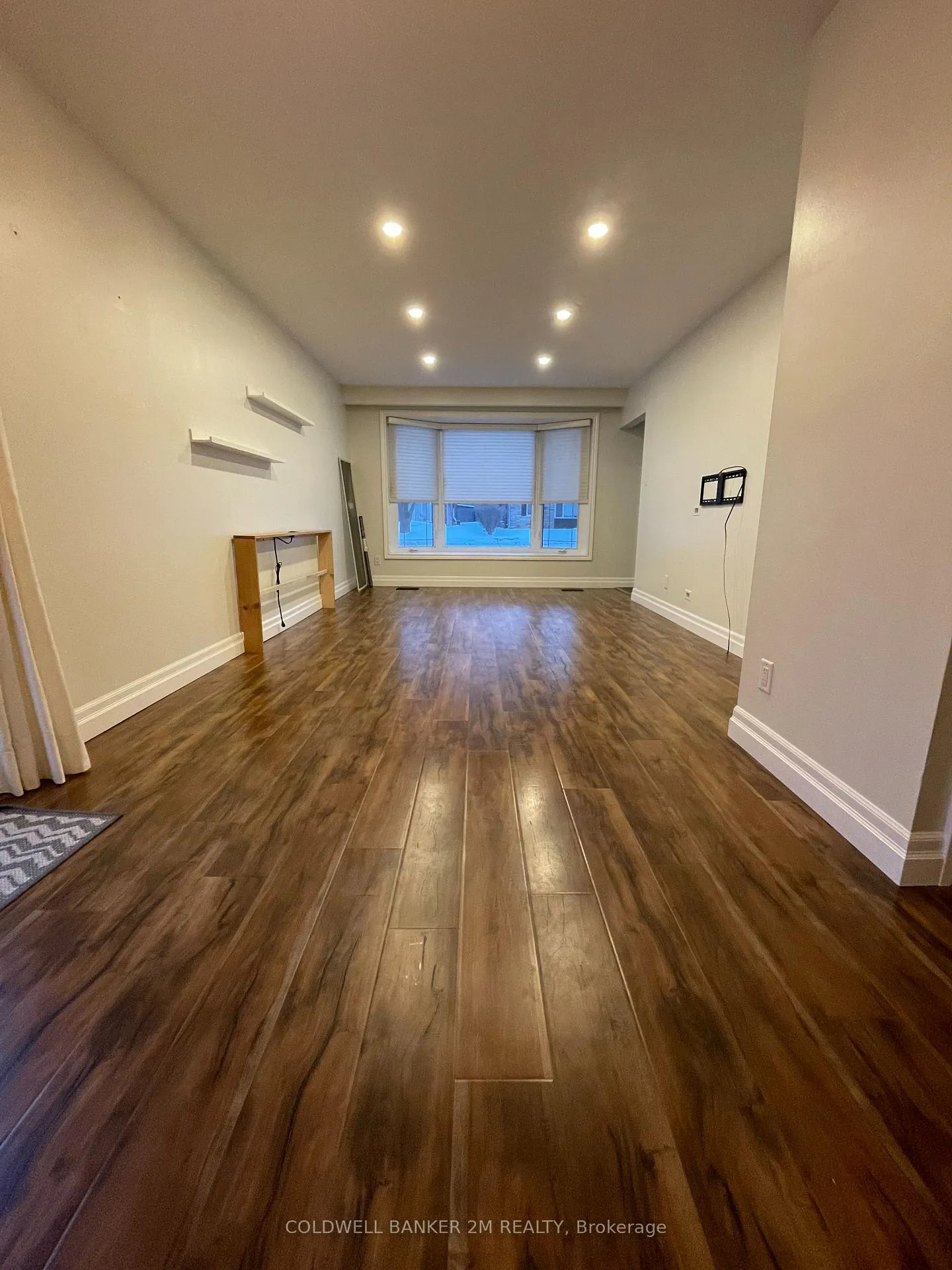 Photo 13 of 850 Sanok Drive, Pickering, West Shore — HOMEH