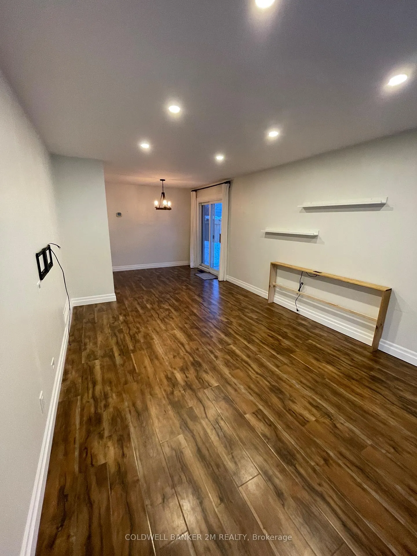 Photo 15 of 850 Sanok Drive, Pickering, West Shore — HOMEH