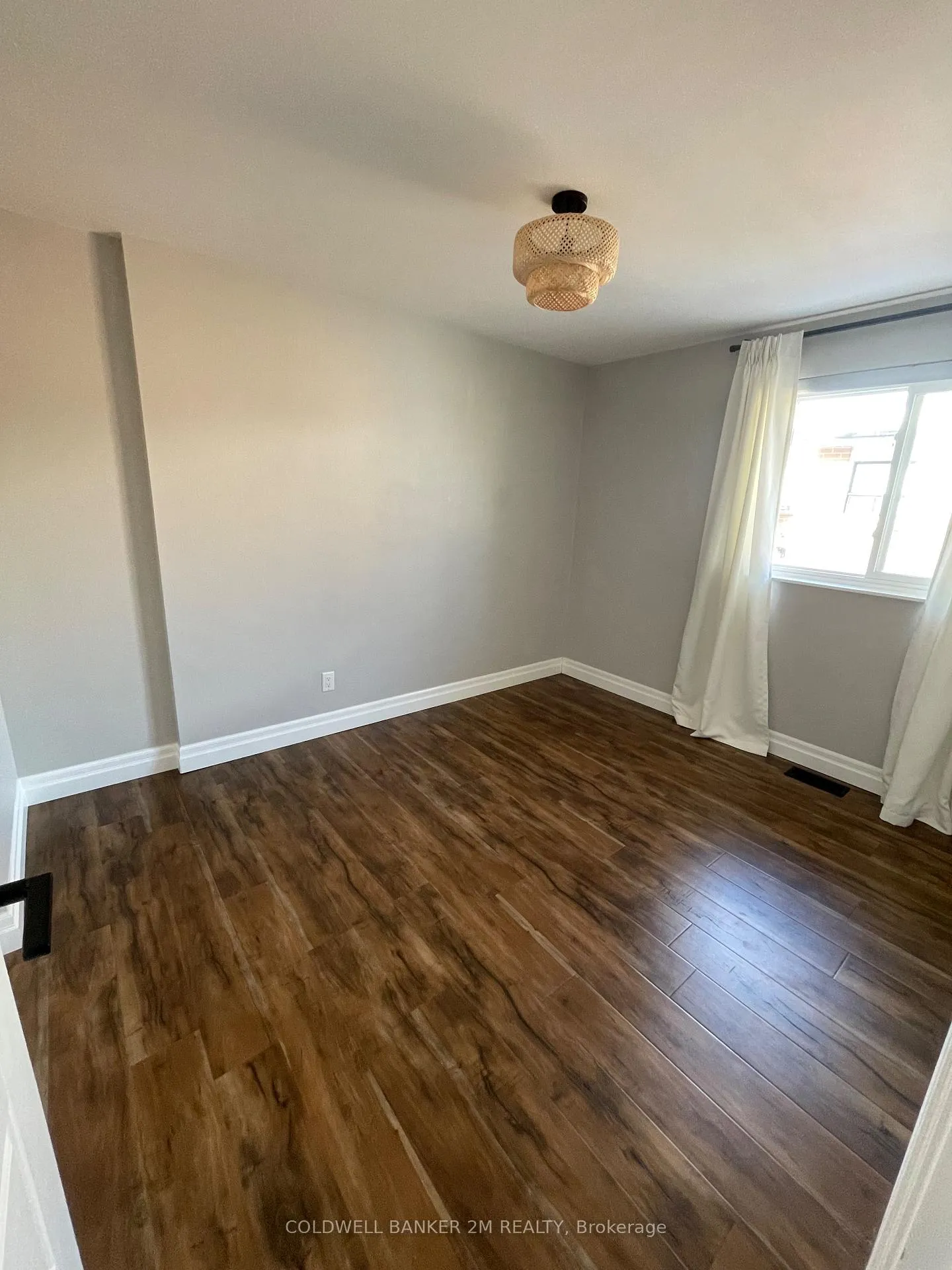 Photo 16 of 850 Sanok Drive, Pickering, West Shore — HOMEH