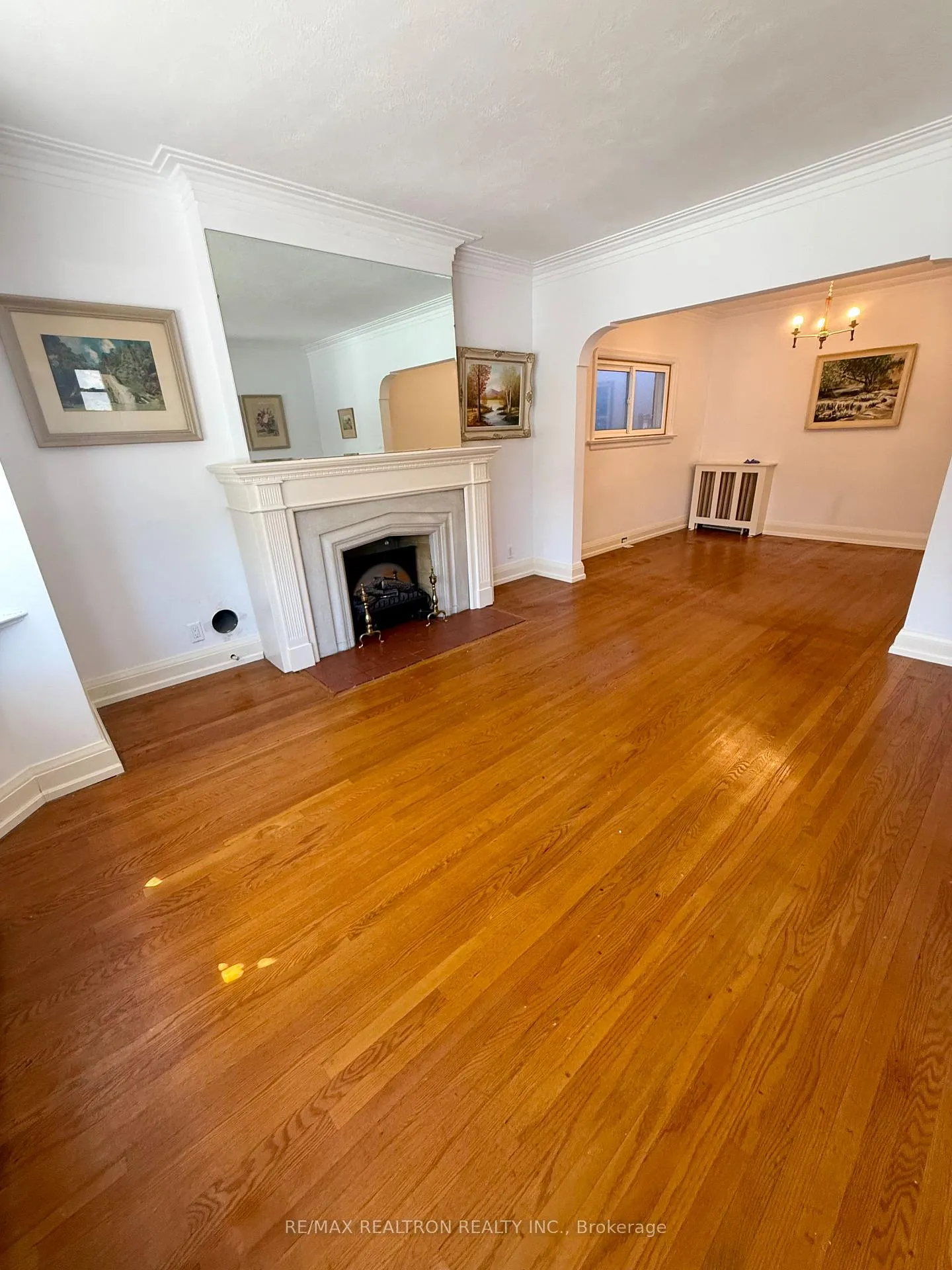 Photo 10 of 138 Glenwood Crescent, Toronto, O'Connor-Parkview — HOMEH